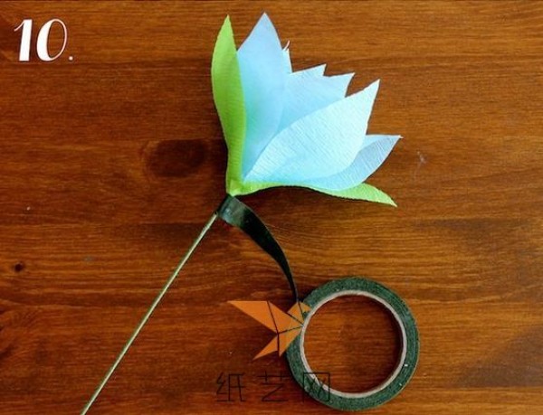 Tutorial on how to make paper flower decorations with a spring atmosphere