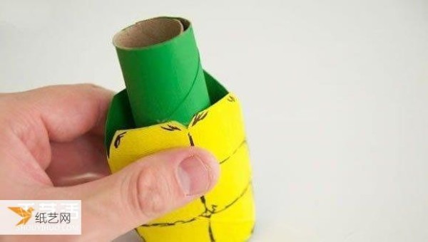 The amazing Teenage Mutant Ninja Turtles were born. The process of making Teenage Mutant Ninja Turtle dolls using paper rolls.