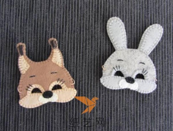 Tutorial on making small animal masks for Christmas gifts