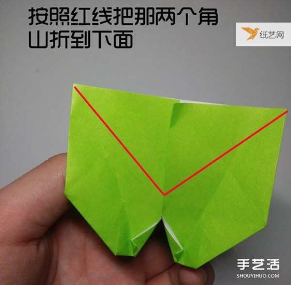 Illustration of the steps of origami of a very cute three-dimensional duck