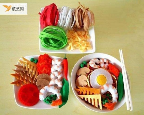 Pictures of handmade fruit delicacies models using non-woven materials