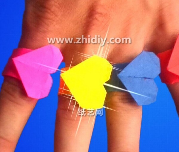 Origami video tutorial for origami heart ring