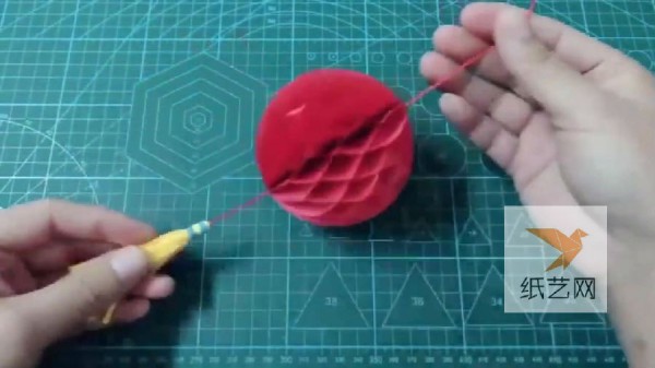 Chinese style paper lantern tutorial