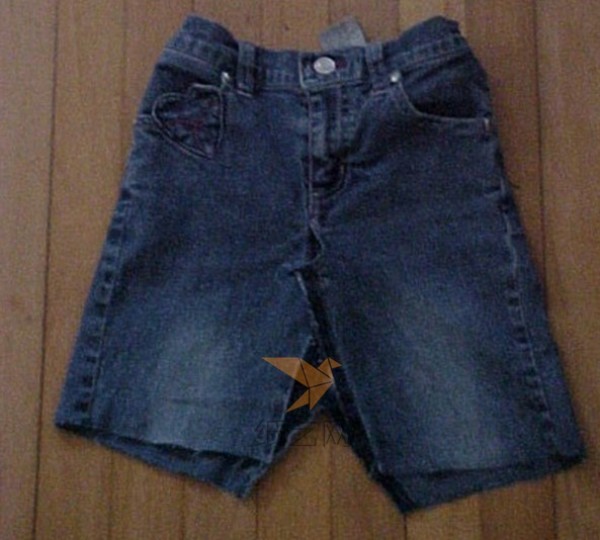 DIY tutorial for transforming old jeans into denim skirts