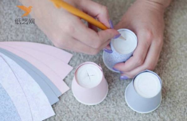 Tutorial on turning waste into treasure Tutorial on making a decorative lamp made of disposable paper cups