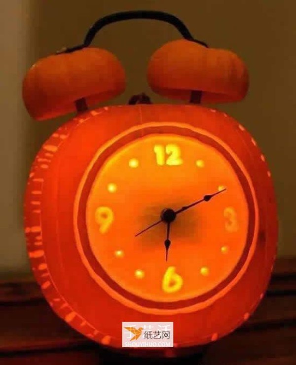 How to make personalized Halloween pumpkin lanterns