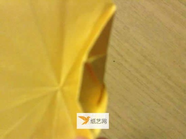 Detailed explanation of the steps of sunflower origami