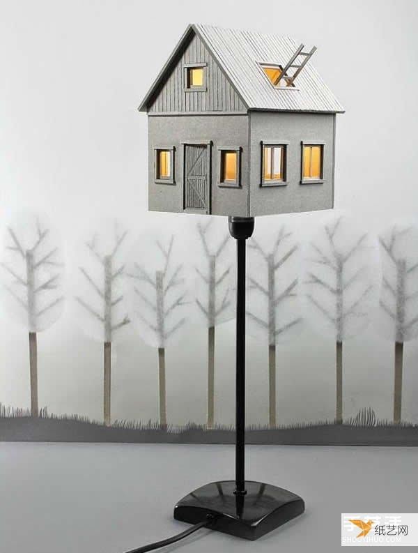 Lifelike and attractive, use thick cardboard to make a personalized cabin-shaped lampshade