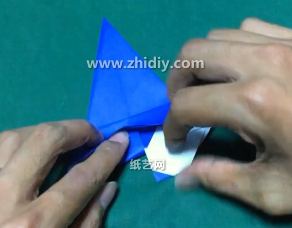 How to make origami ghosts for Halloween