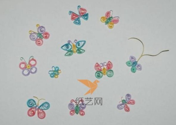 An introductory tutorial for making cute paper butterflies