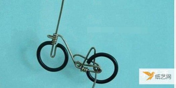 Illustrated tutorial on how to make a bicycle by hand using copper wire