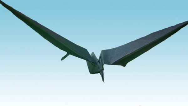 Origami Dinosaur teaches you how to make an origami pterosaur