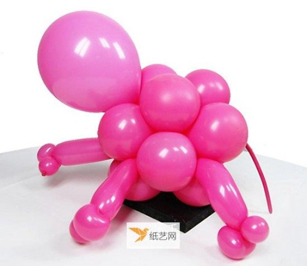 Step by step tutorial on how to make cute pink pig balloons