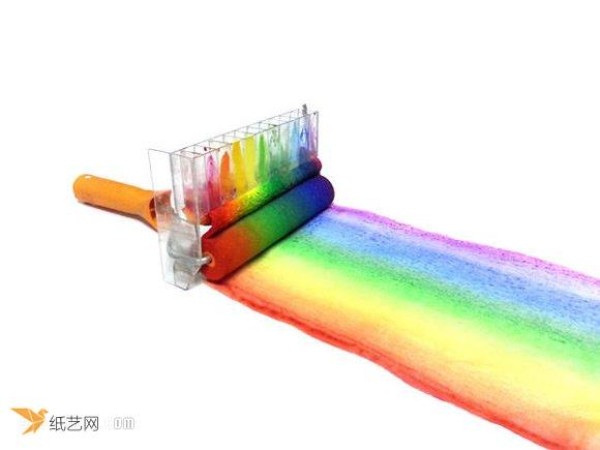 Tutorial on making your own personalized rainbow paint roller brush