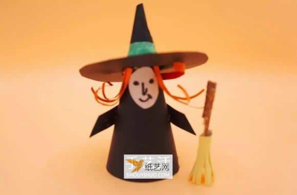 Illustrated tutorial for making a Halloween witch using cardboard