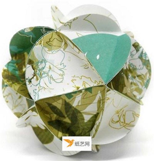 How to make simple and beautiful holiday paper flower balls