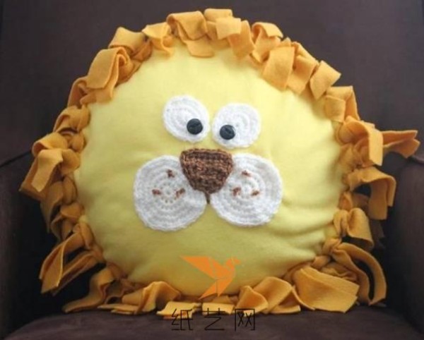 Cute little lion pillow making tutorial