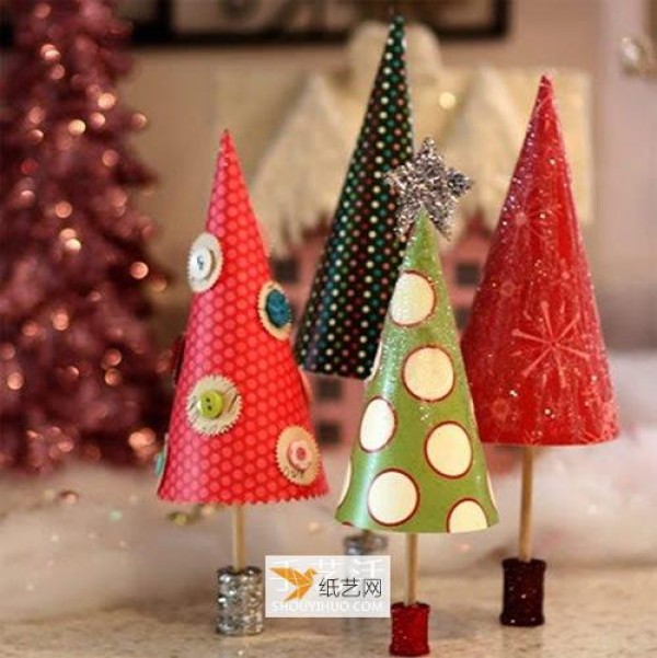 Make 10 Beautiful Handmade Christmas Trees from Paper