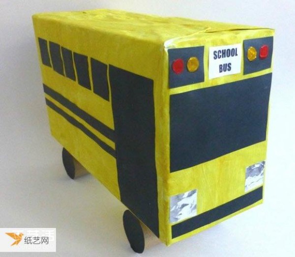 Tutorial on how children use shoe boxes to make beautiful school buses by hand