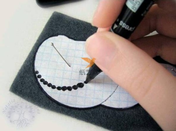 Tutorial on how to make a snail-style beaded necklace Beading tutorial