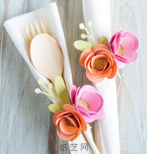 Tutorial on how to make beautiful flower tableware rings