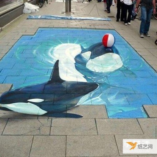 Appreciation of pictures of 3D street graffiti paintings