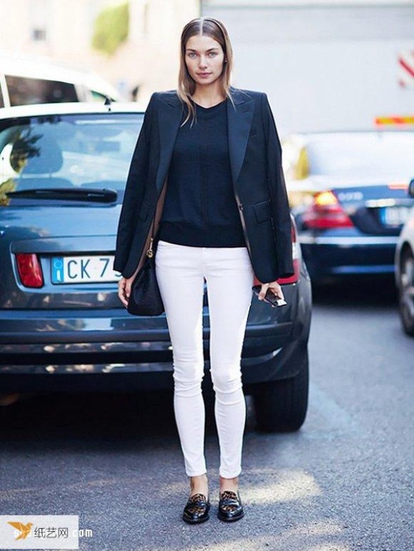 Tips for wearing simple white pants that you must try in summer