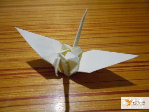 Sharing with everyone the step-by-step illustration of how to fold rose paper cranes