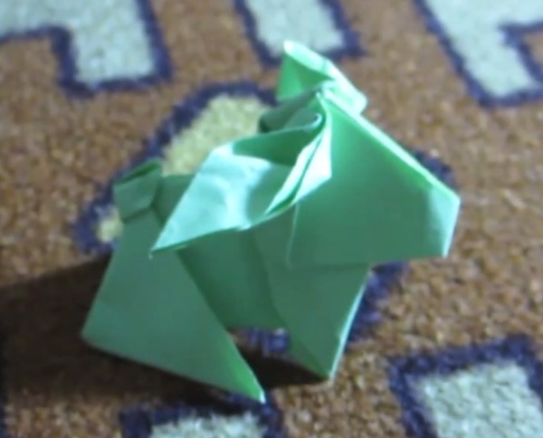 Tutorial on how to make innovative origami rabbits