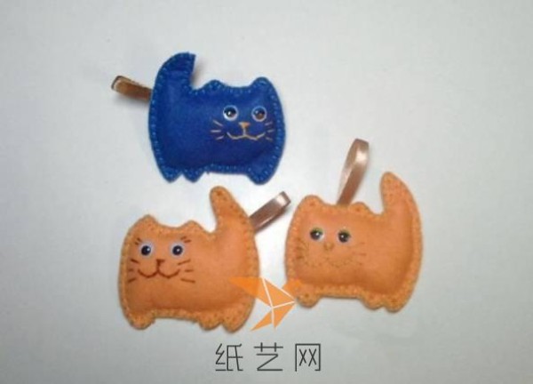 Tutorial on making a cute non-woven kitten for New Year’s gift