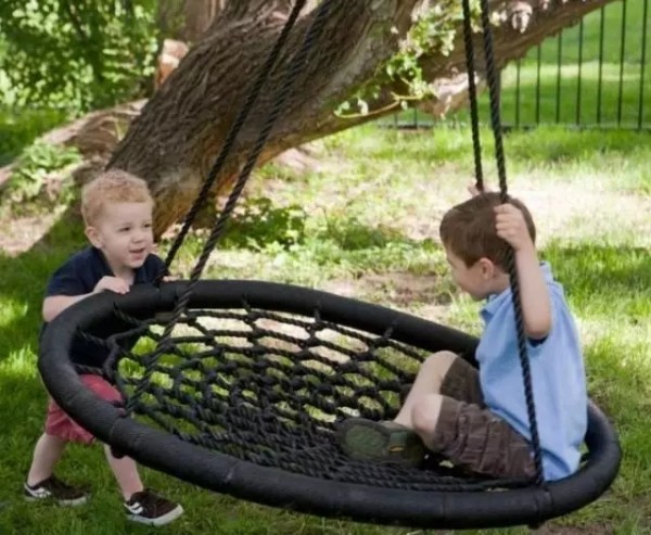 Turning waste into treasure! Replaced tires can also be repurposed! Tires turn into furniture decoration!