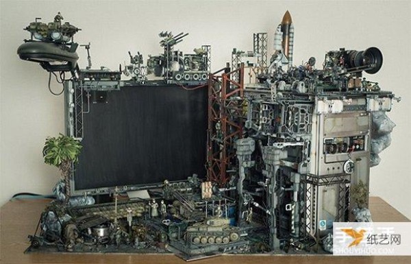 Super cool! A desktop computer modified using a large number of model parts