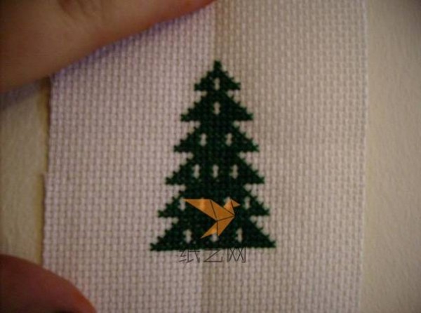 Beautiful Christmas tree cross stitch making tutorial