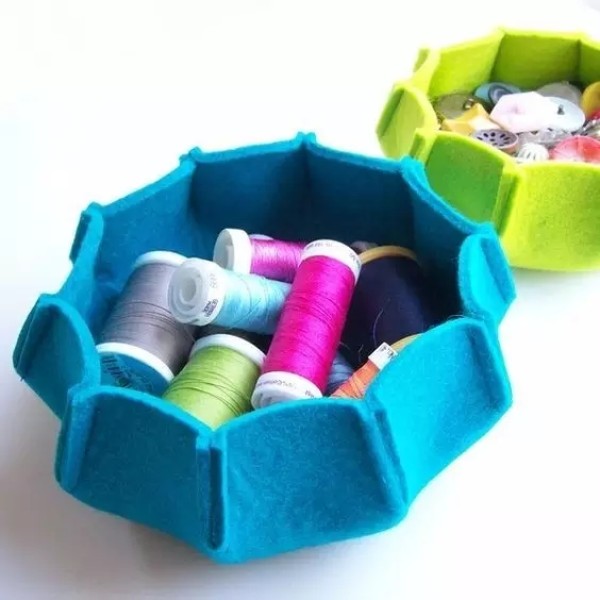 Super simple non-woven storage basket