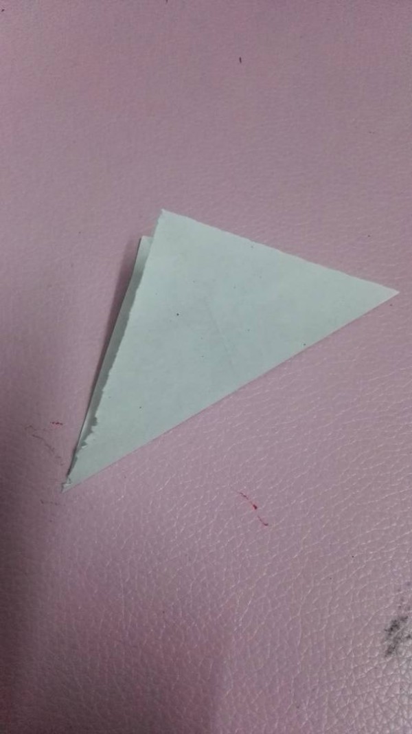 Super cool paper airplane tutorial