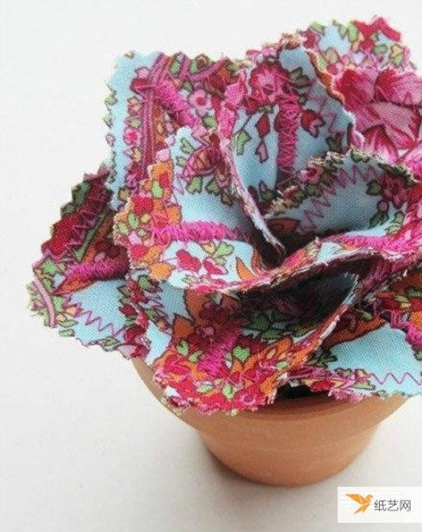 Pictures of handmade beautiful and easy-to-care cloth flowers