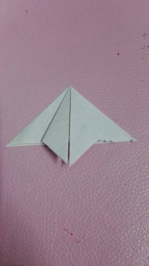 Super cool paper airplane tutorial