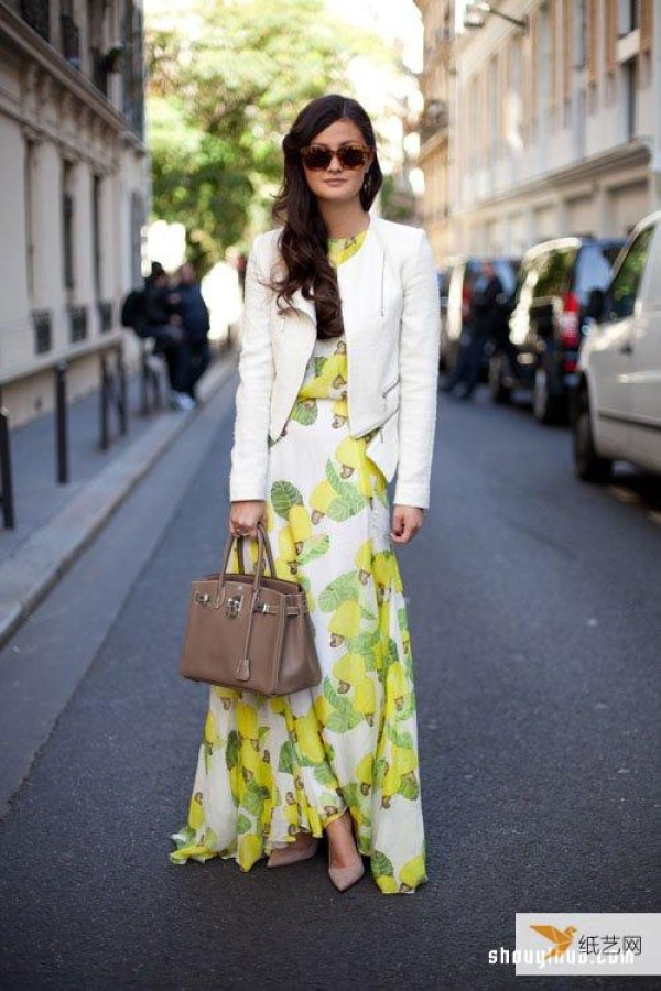 Long dresses with different patterns to bring out the ever-changing summer mood