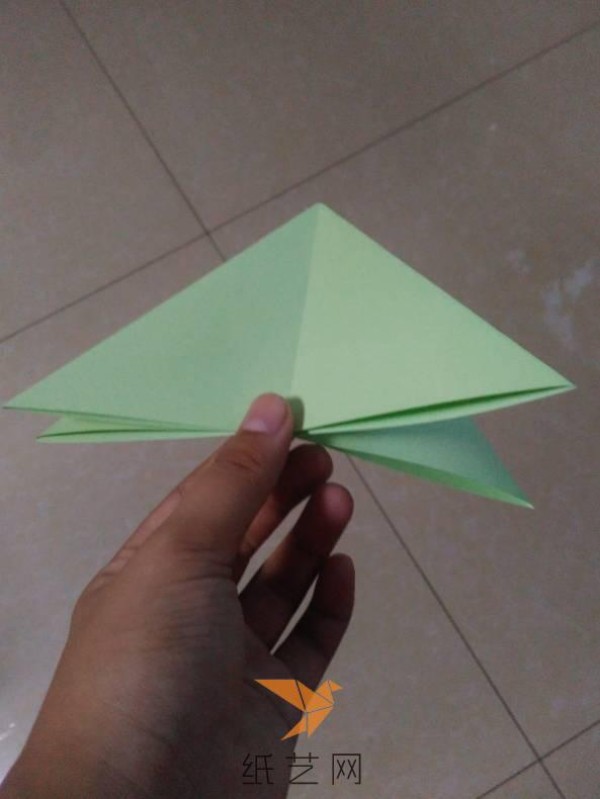 Simple 3D four-leaf clover origami tutorial