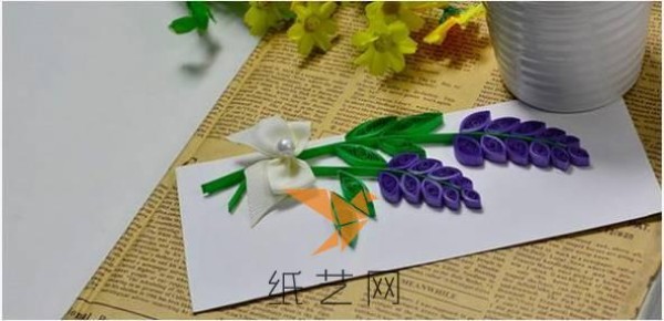 Tutorial on making exquisite quilled lavender Valentine’s Day cards