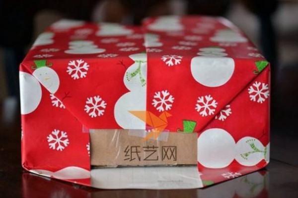 Teach you step-by-step how to wrap Christmas gift boxes perfectly