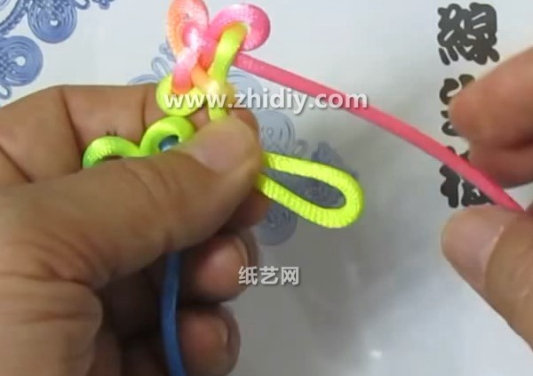 Chinese knot teaches you how to weave a wishful knot