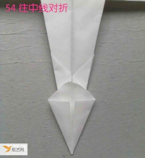 Detailed method and illustrated steps of folding a three-dimensional egret using origami