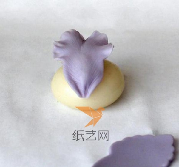 Teach you step by step how to make ultra-realistic iris flowers with ultra-light clay