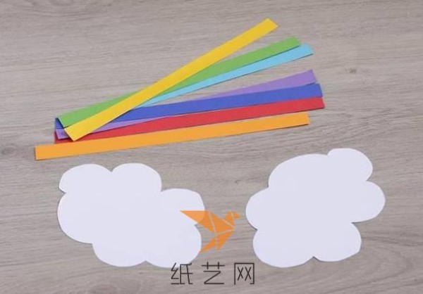 Handmade tutorial for children to make colorful clouds