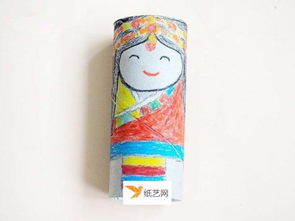 Simple tutorial for making dolls using paper rolls