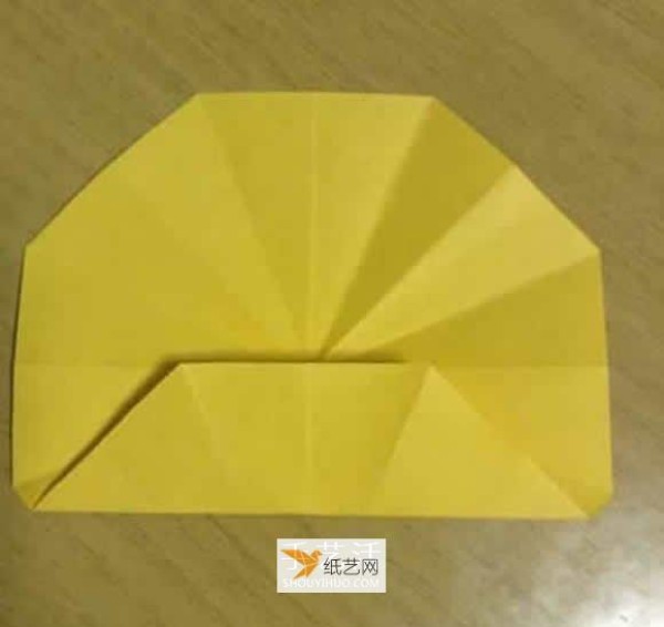 Tutorial on how to fold Clivia using origami