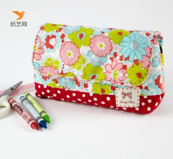 Detailed tutorial for making handmade pencil cases