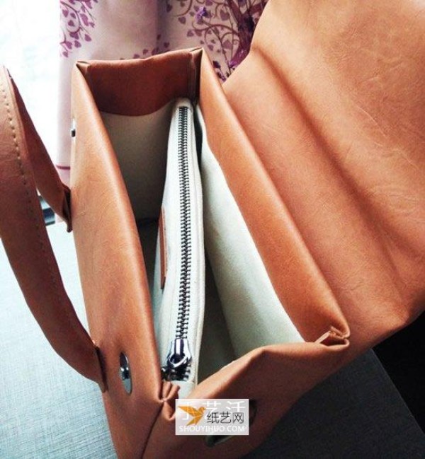 A simple way to make a plain handbag for women