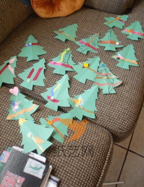 Tutorial on handmade Christmas cards for children